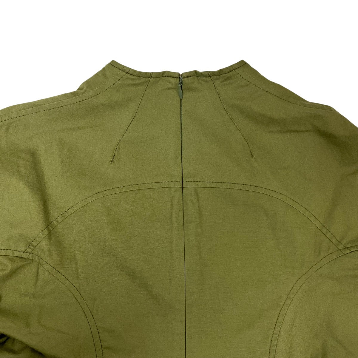 mame kurogouchi Military Cotton Deep Neck DressワンピースMM22PS-DR712 古着・中古-4枚目のアイテム画像