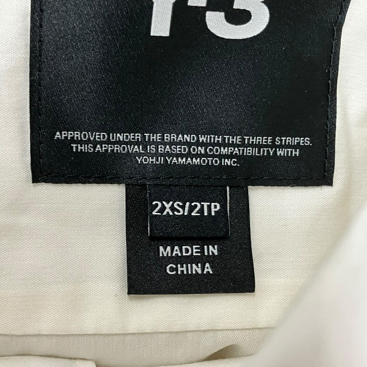 Y-3 シャツA2E001 古着・中古-7枚目のアイテム画像