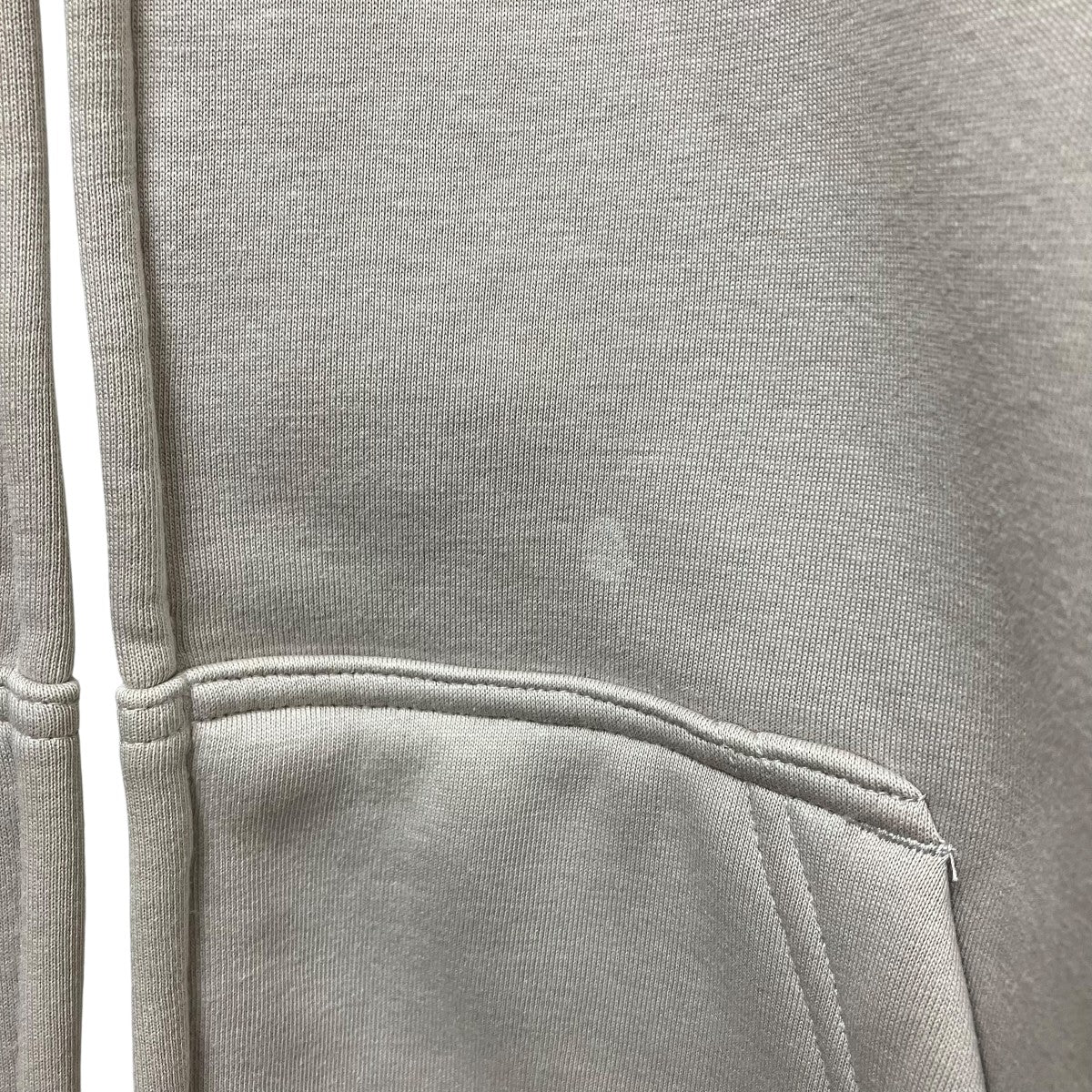 ジップパーカーTHERMAL EMBOSSED P3 ZIP HOOD