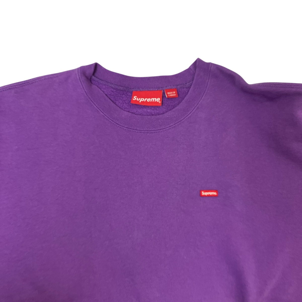 small box crewneckスウェット