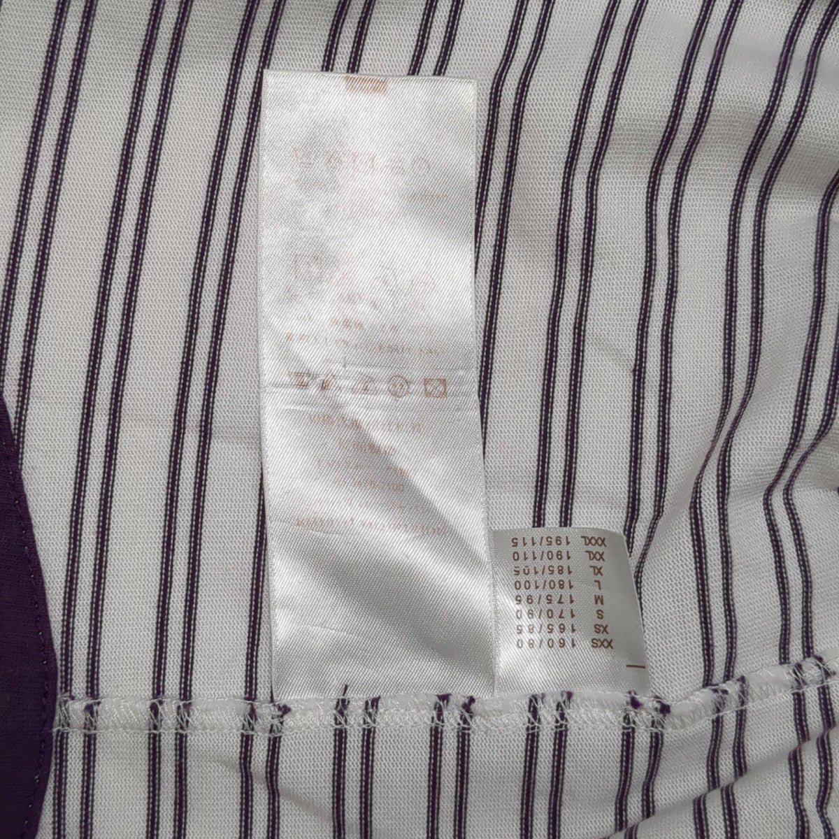 VネックTシャツRM101M