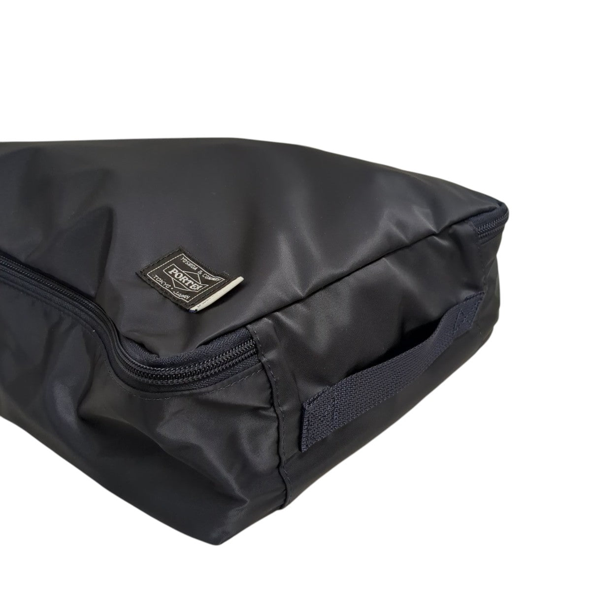 Knit Holder in Travel Caseハンドバッグ