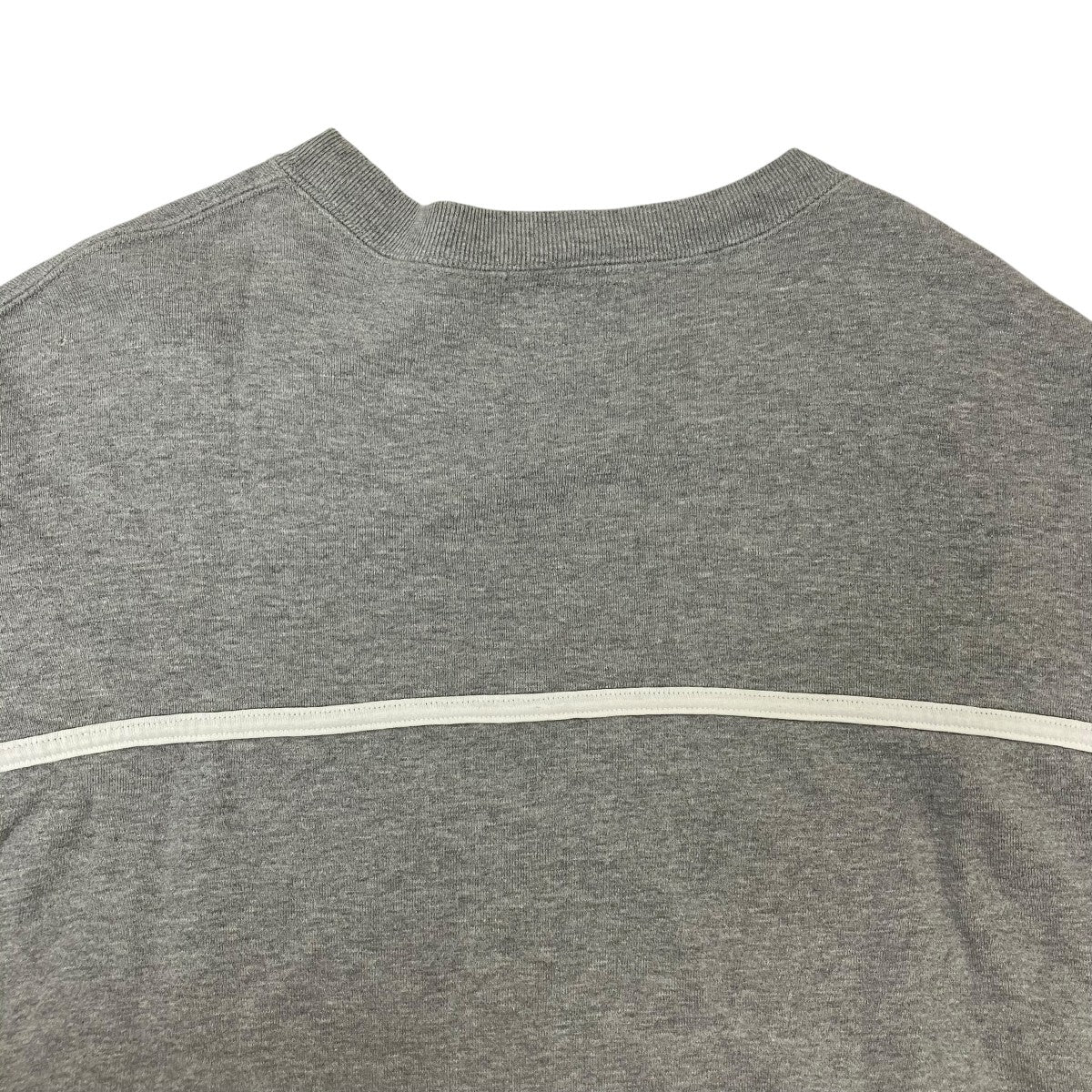 UNBALANCE BEHIND CREW NECKグラフィッククルーネックスウェットs18248