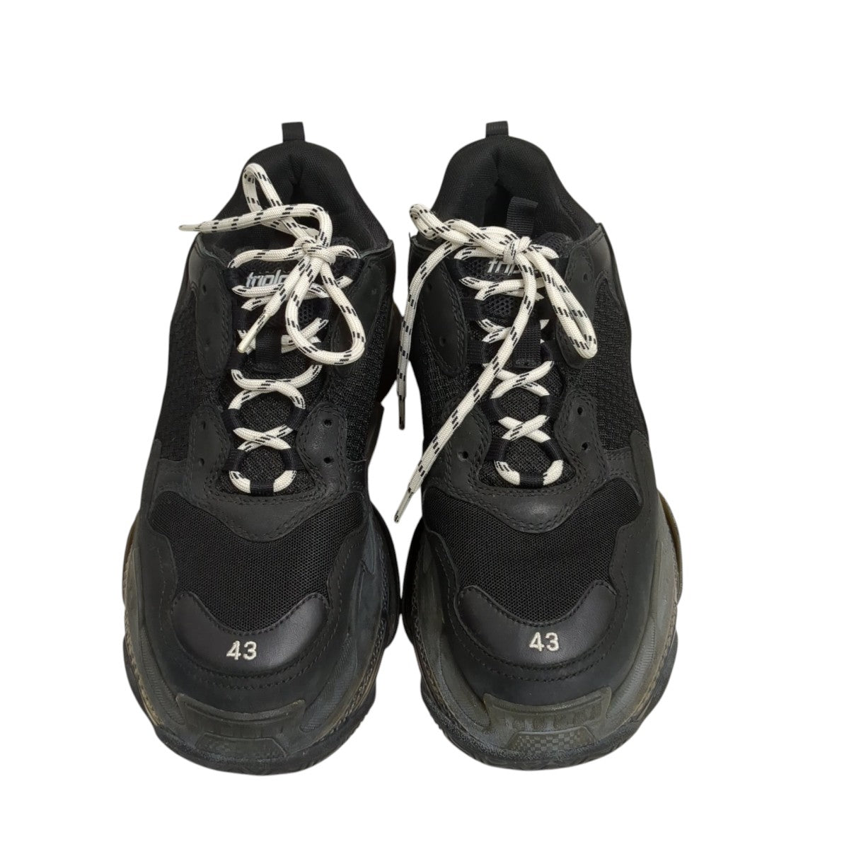 TRIPLE S541624