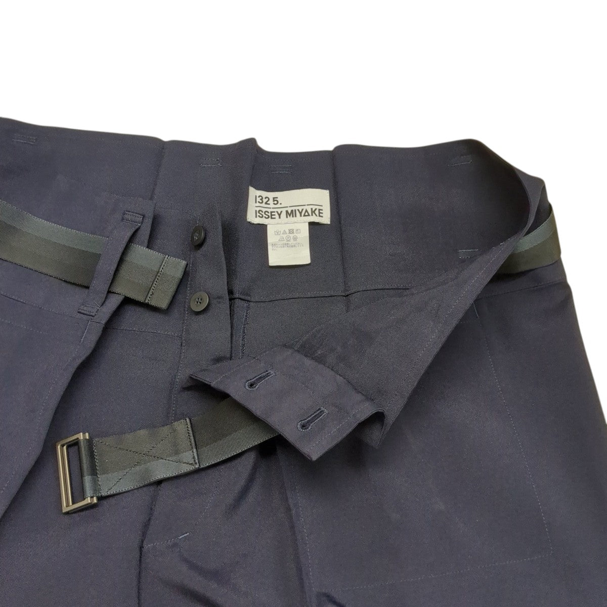 132 5． ISSEY MIYAKE ベルトパンツIL31FF339 古着・中古-5枚目のアイテム画像