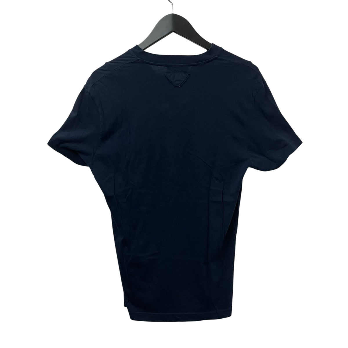 VネックTシャツ