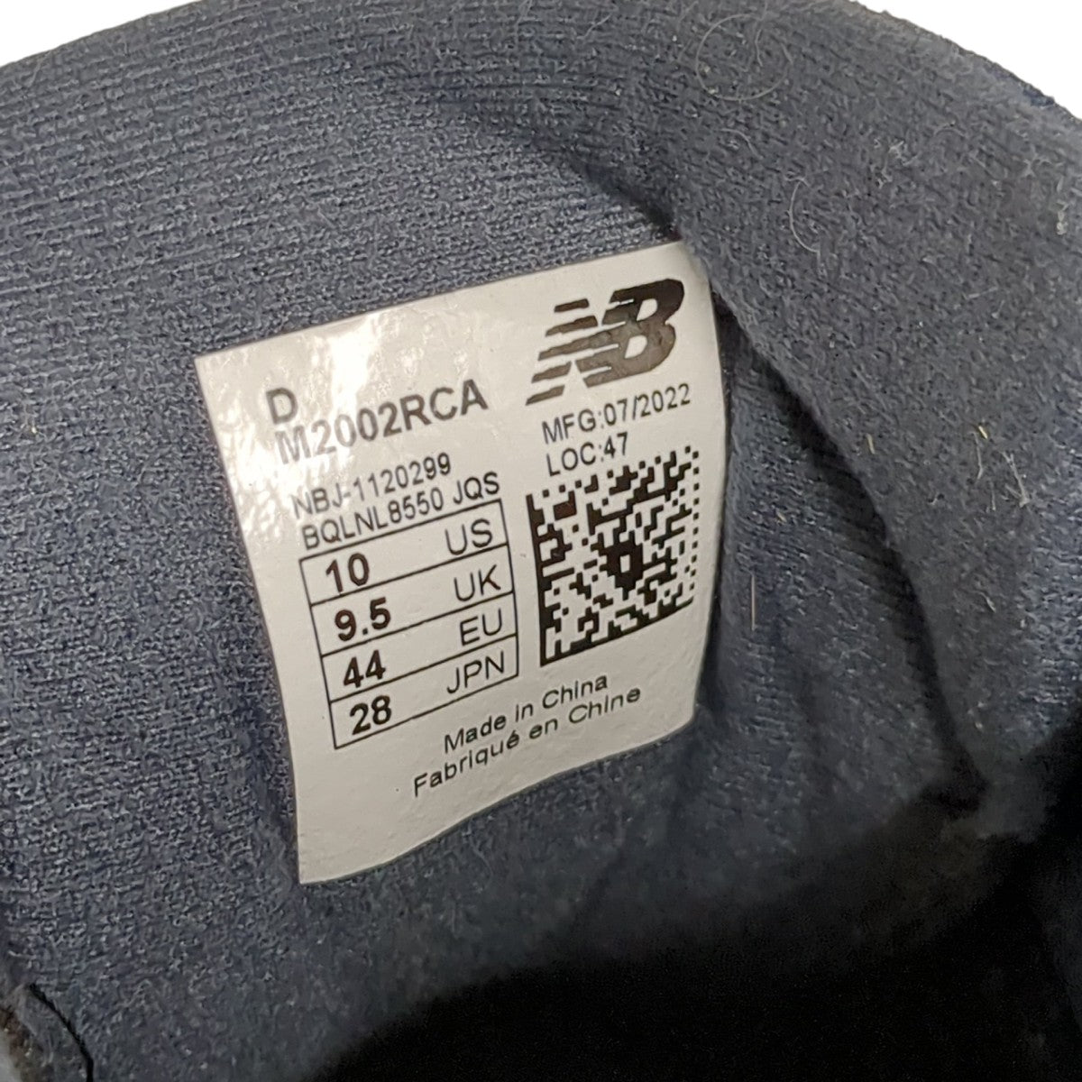 スニーカーM2002RCA