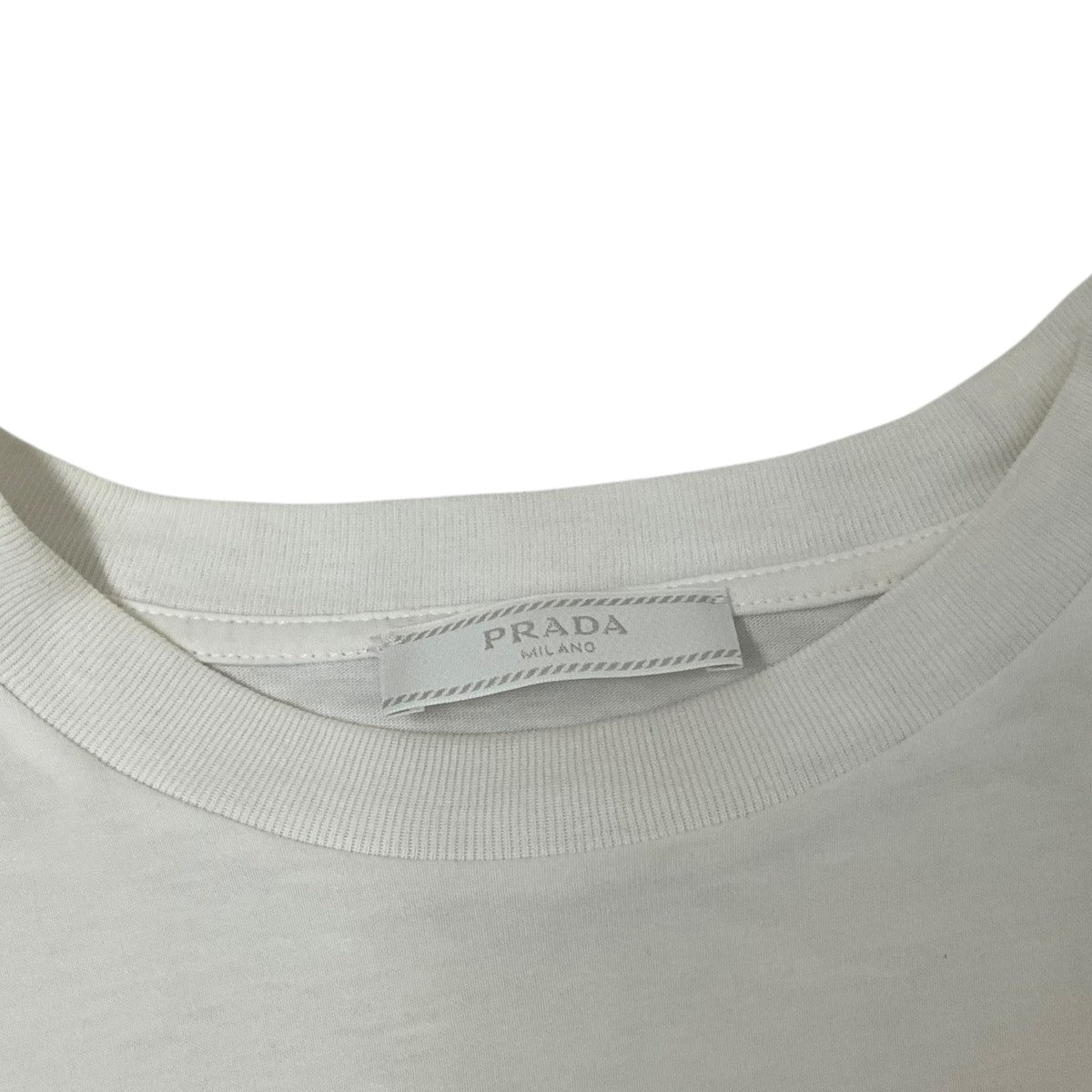 TシャツUJN555