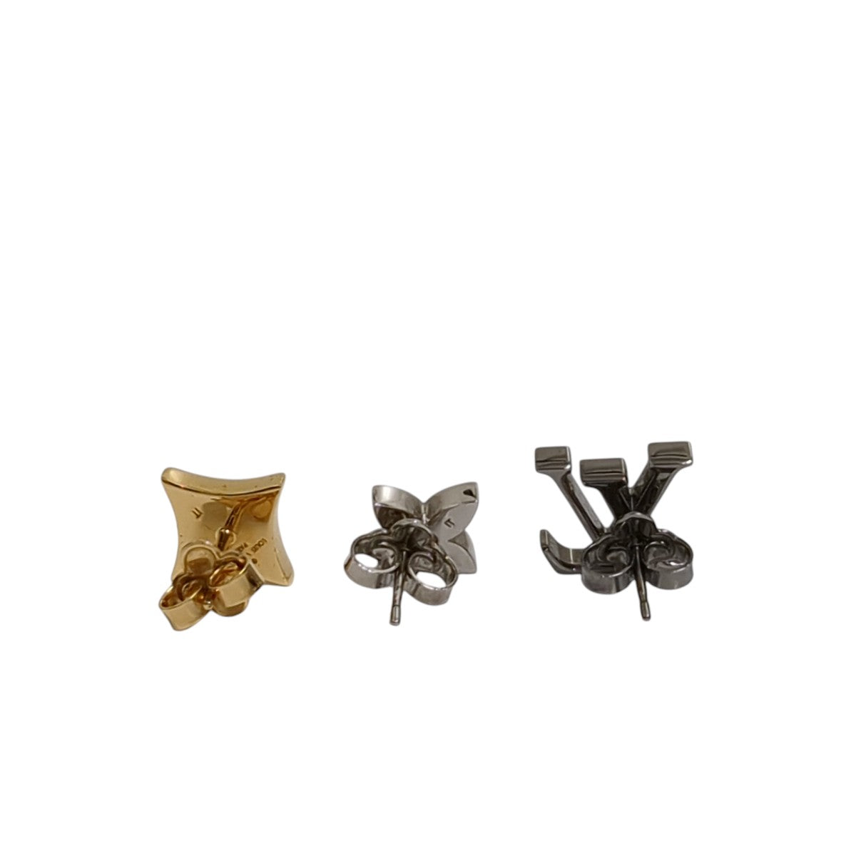 ピアス