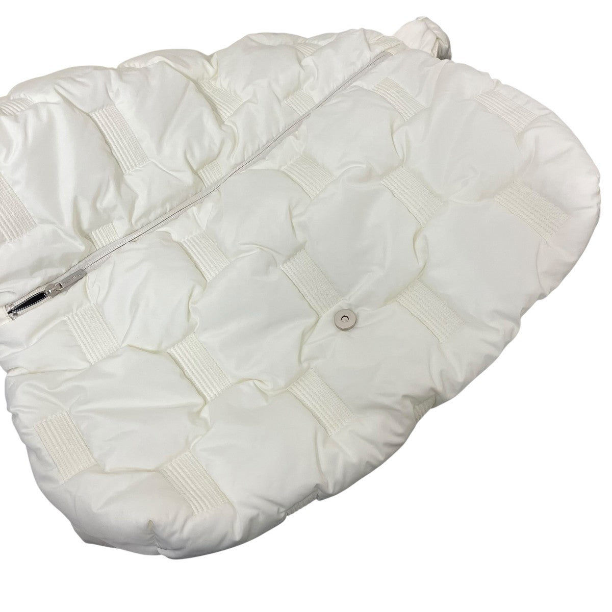 SQUARE CUSHIONショルダーバッグIM33AG532