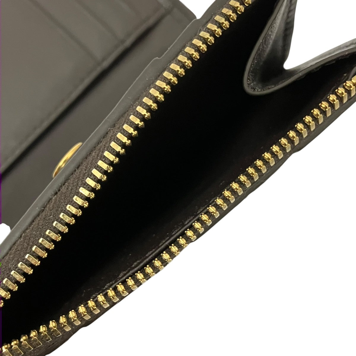 イントレチャート スウェード2つ折り財布