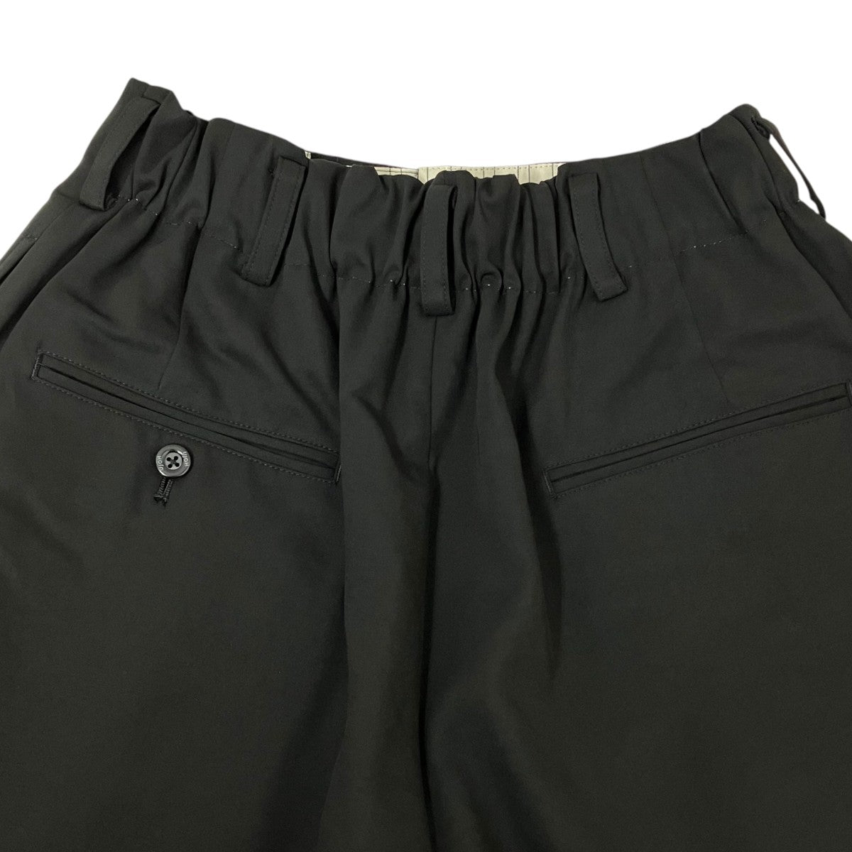 パンツU761-P02-500 2 Tuck Tapered Pants