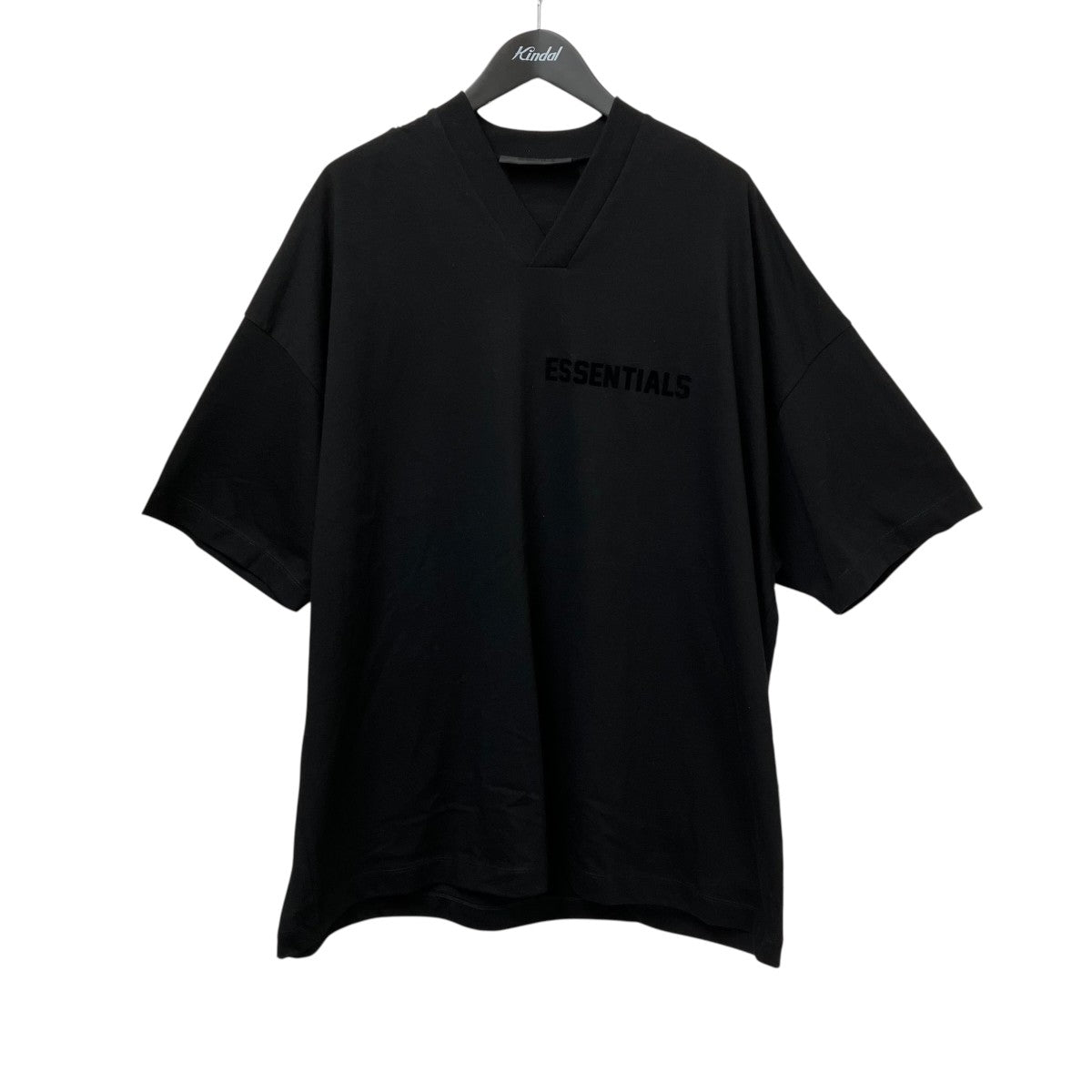 VネックTシャツ