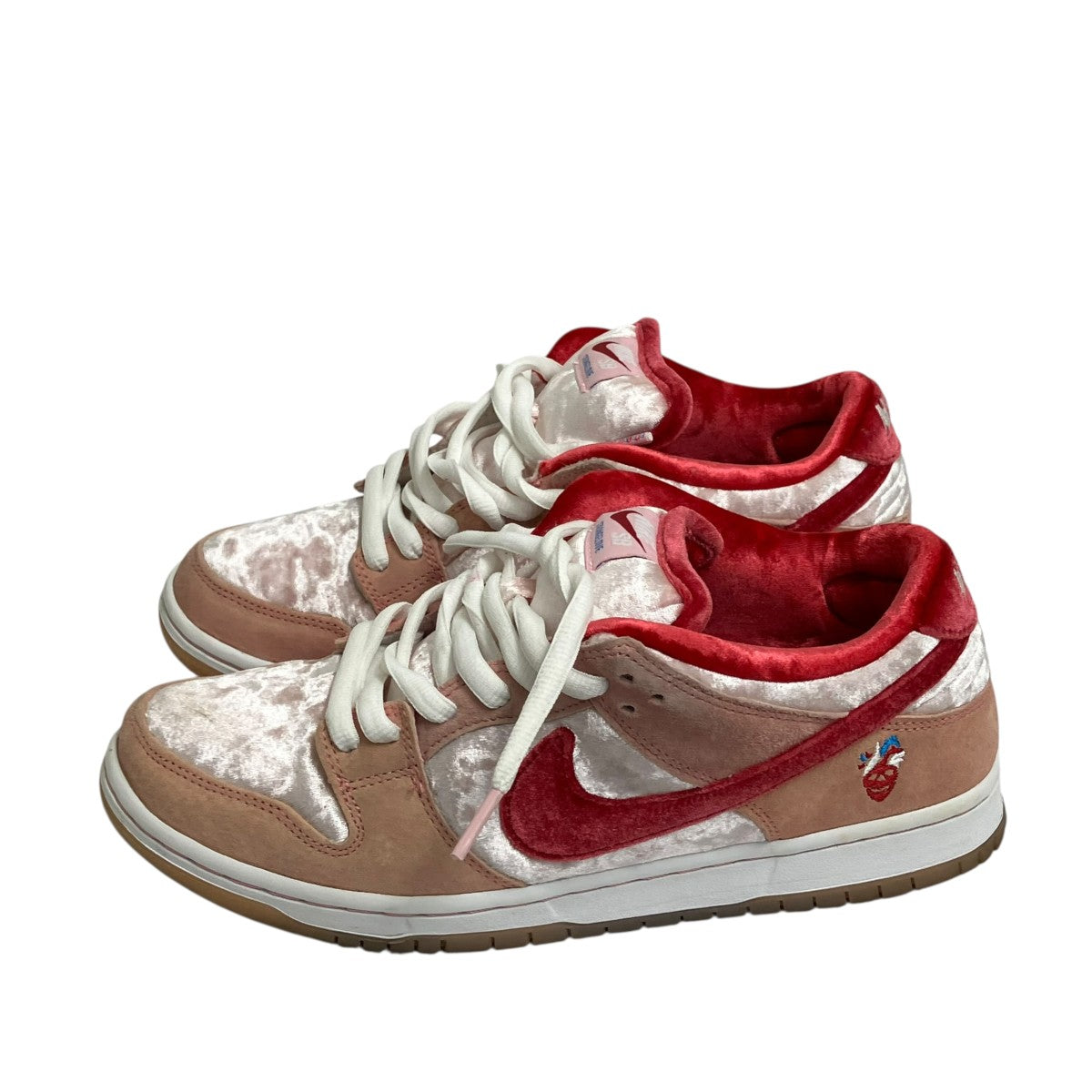 SB Dunk Low Valentine’s DayスニーカーCT2552-800
