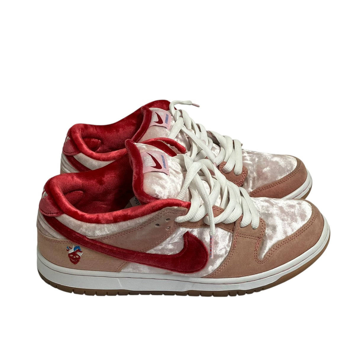 SB Dunk Low Valentine’s DayスニーカーCT2552-800