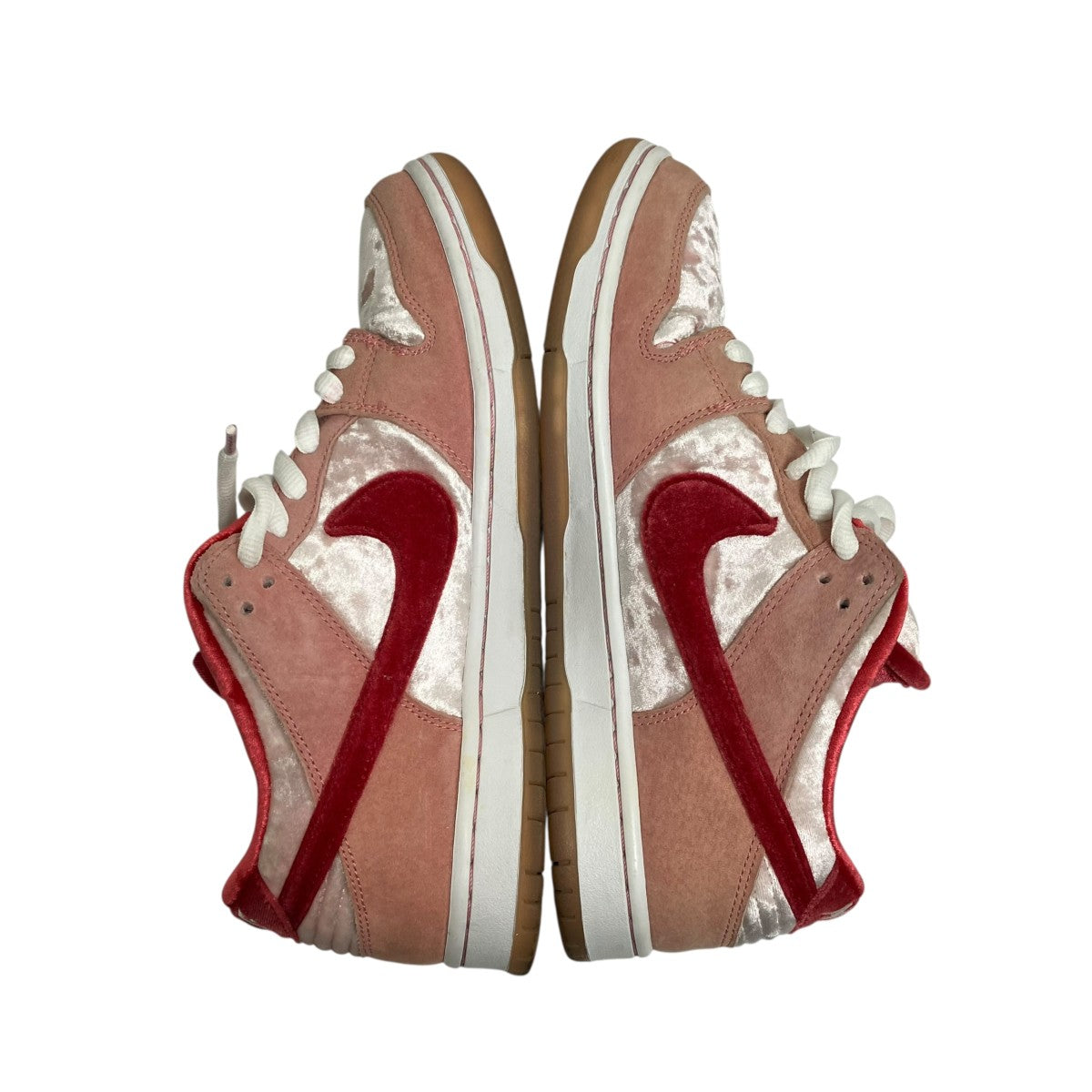SB Dunk Low Valentine’s DayスニーカーCT2552-800