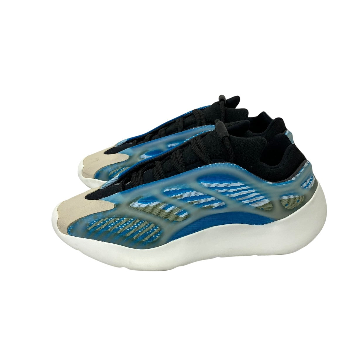 YEEZY 700 V3 ArzarethスニーカーG54850