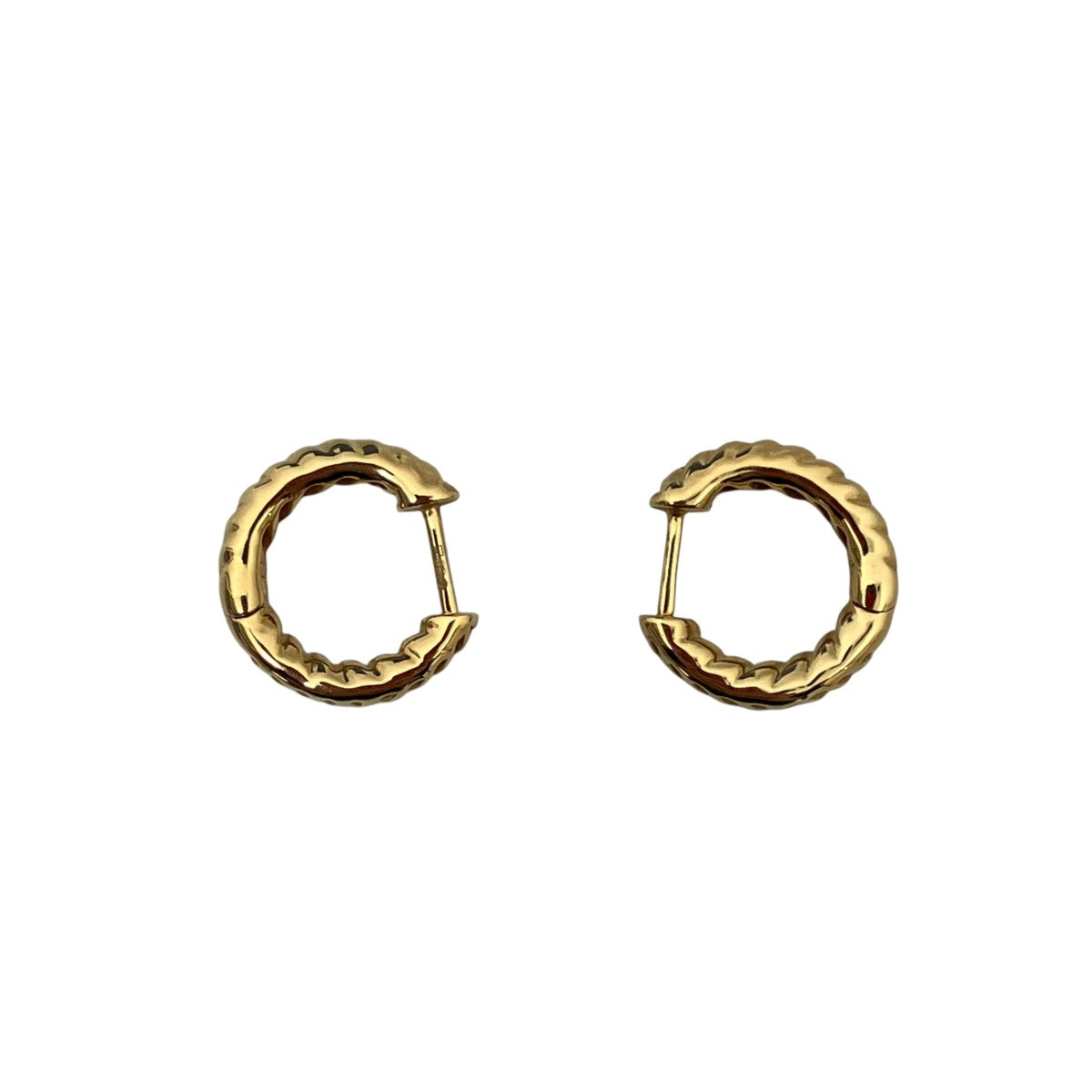 ピアス
