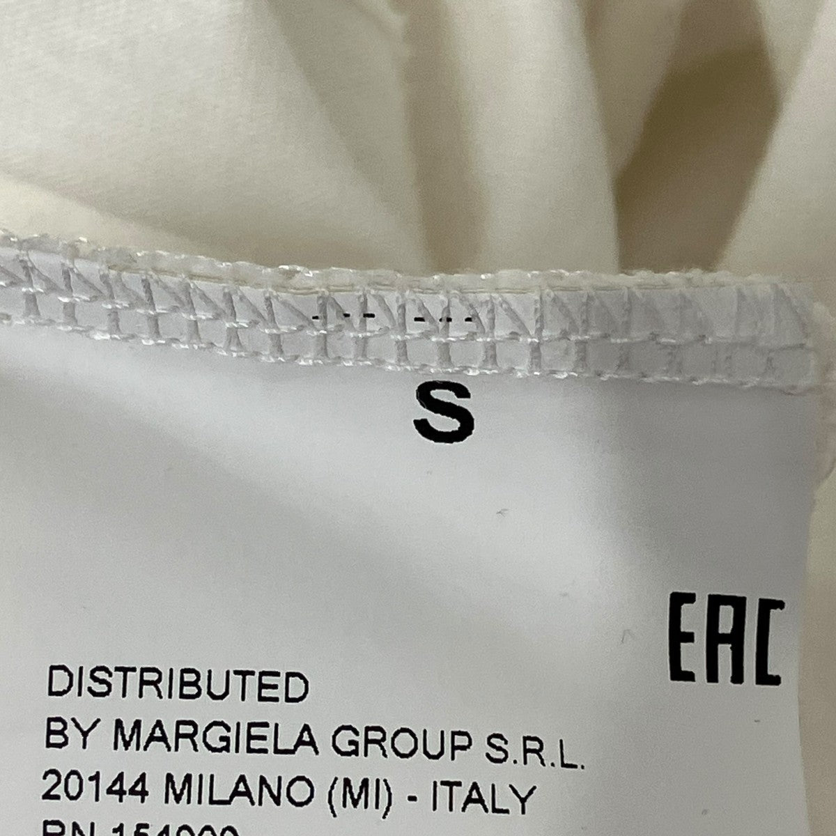 19SSCREW NECK CONSEGNATA CON PENNARELLO CANCELLABILE LAVABILE半袖TシャツS52GC0097
