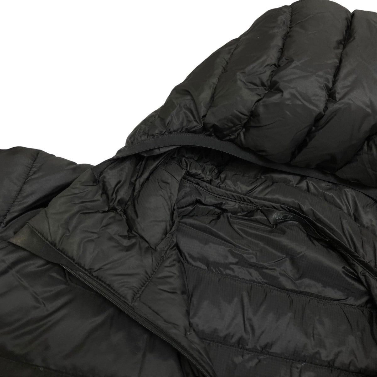ARC’TERYX ダウンジャケット13240-75125 Cerium LT Hoody 古着・中古-4枚目のアイテム画像