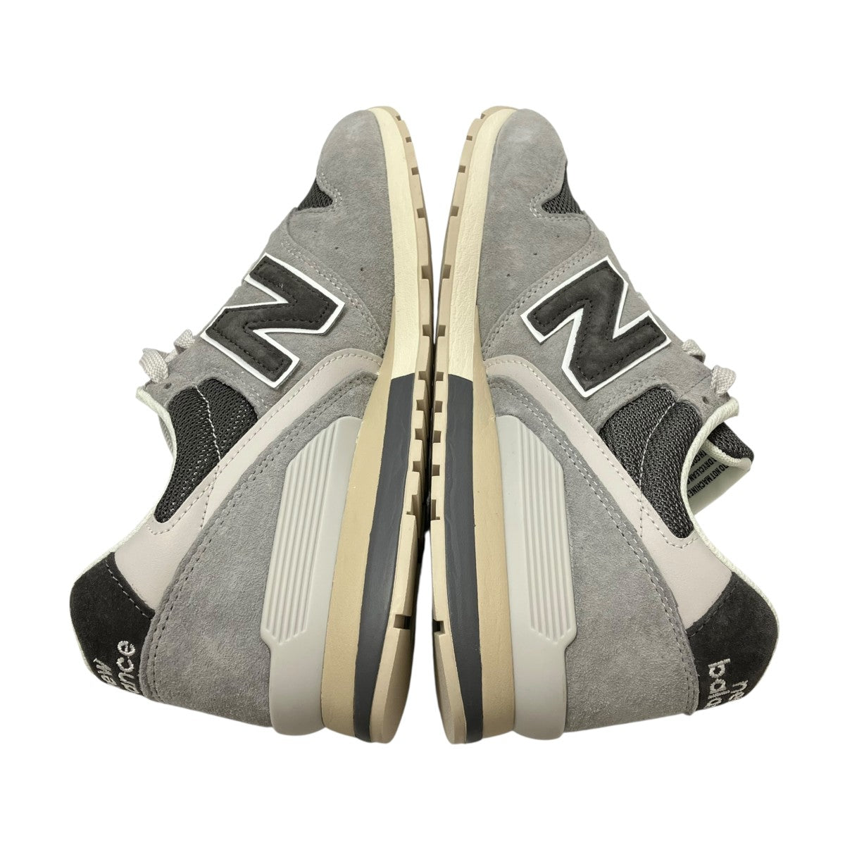 スニーカーU996193
