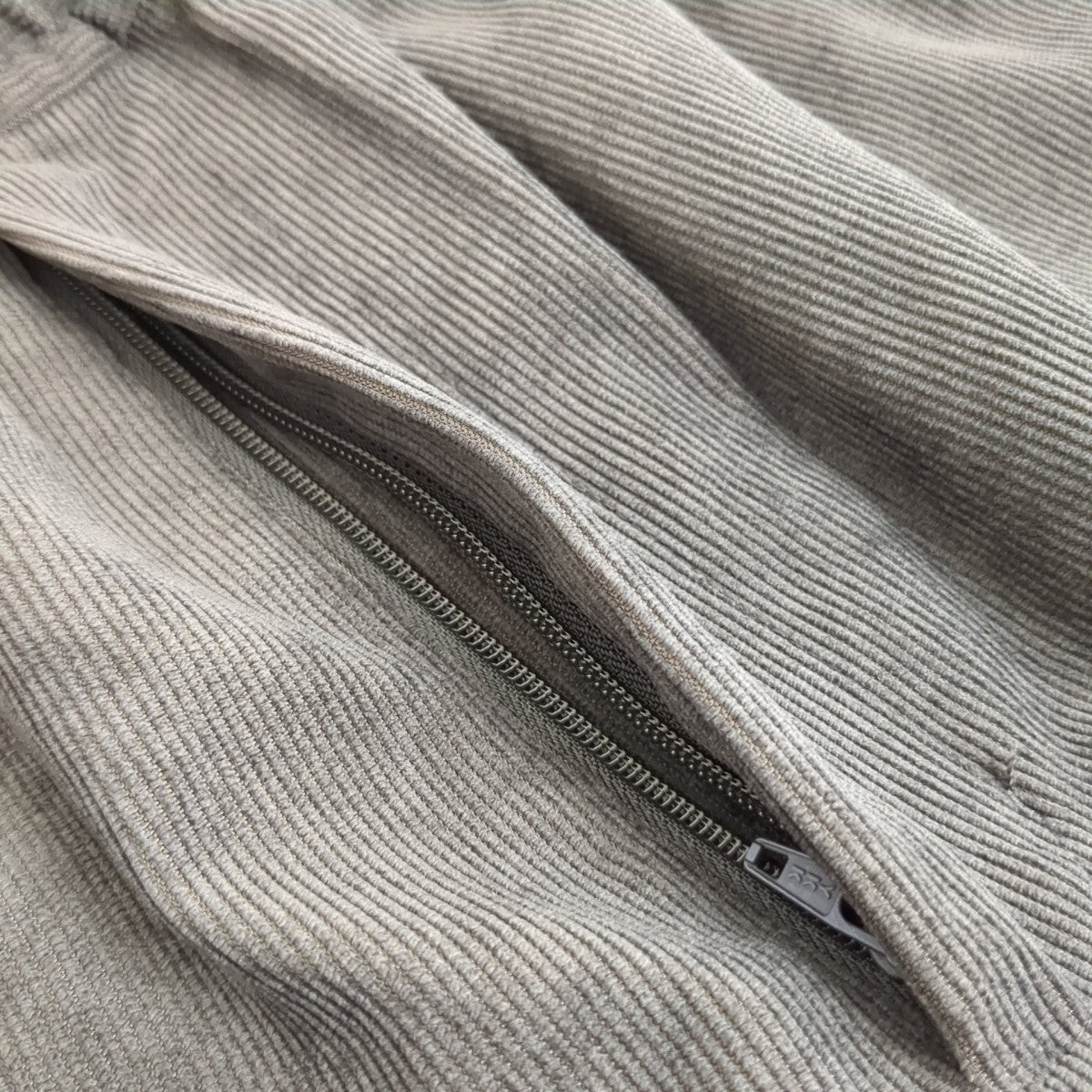 DAIWA PIER39 パンツBP-39025W TECH EASY TROUSERS CORDUROY 古着・中古-4枚目のアイテム画像