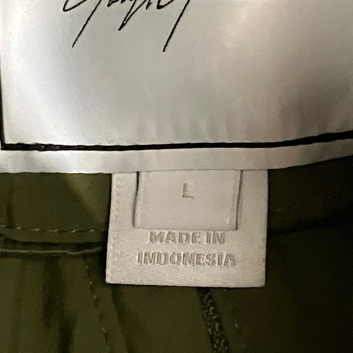 Y-3 ダウンベストHT2303 Classic Puffy Down Vest 'Focus Olive 古着・中古-6枚目のアイテム画像