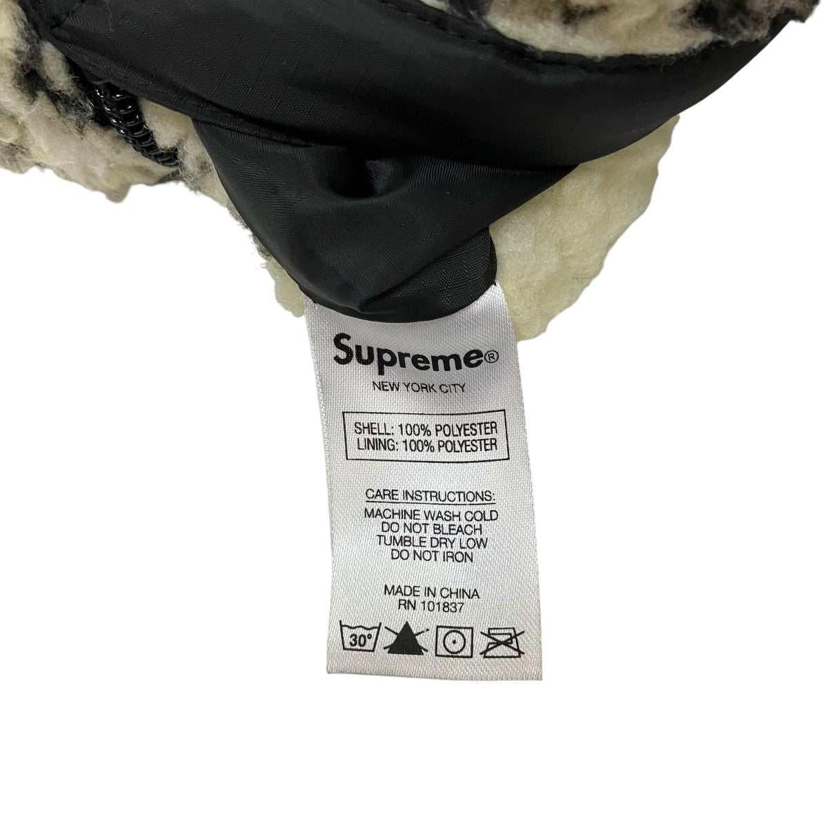 Supreme(シュプリーム) 19AWReversible Bandana Fleece Jacketペイズリーリバーシブルボアジャケット ベージュ  サイズ M｜【公式】カインドオルオンライン ブランド古着・中古通販【kindal】