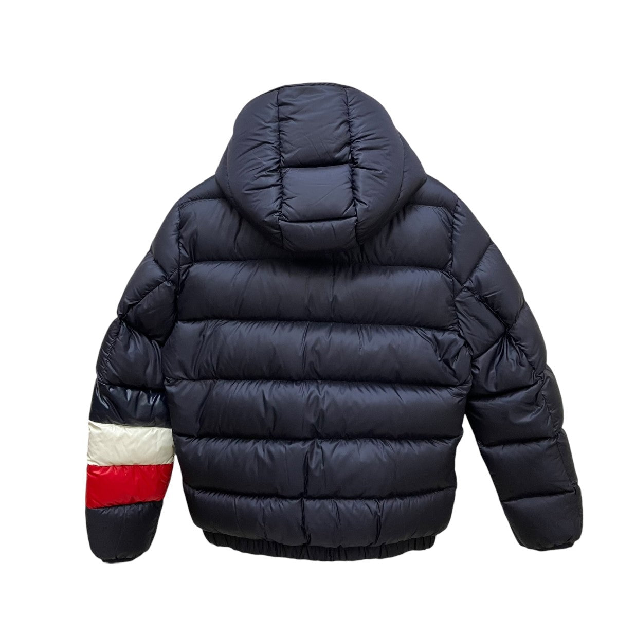 MONCLER(モンクレール) 2019 WILLM ロゴワッペン トリコロール ジップアップ ダウン ジャケット ネイビー サイズ  1｜【公式】カインドオルオンライン ブランド古着・中古通販【kindal】