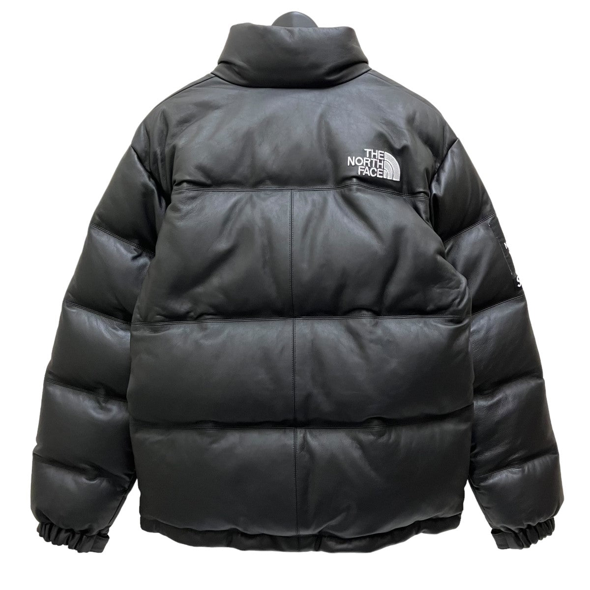 THE NORTH FACE×Supreme 古着・中古 ザノースフェイス×シュプリームのLeather Nuptse Jacket ダウンジャケット SUP-FW17-48です。