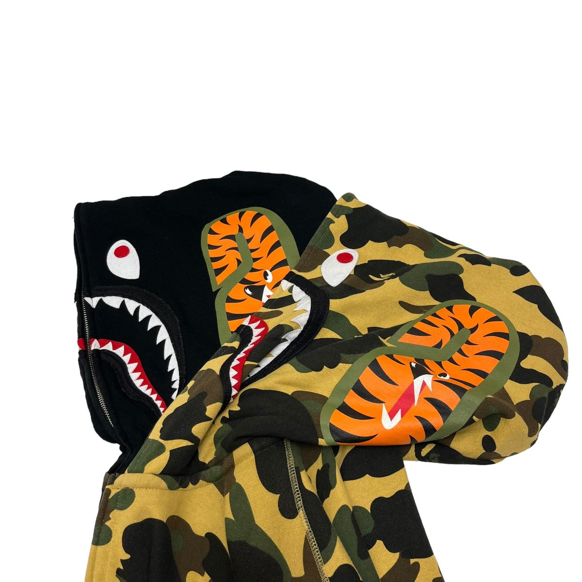 A BATHING APE(アベイシングエイプ) Double shark full zip hoodieカモフラージュ柄ジップパーカー001ZPF701027X  001ZPF701027X ベージュ サイズ L｜【公式】カインドオルオンライン ブランド古着・中古通販【kindal】