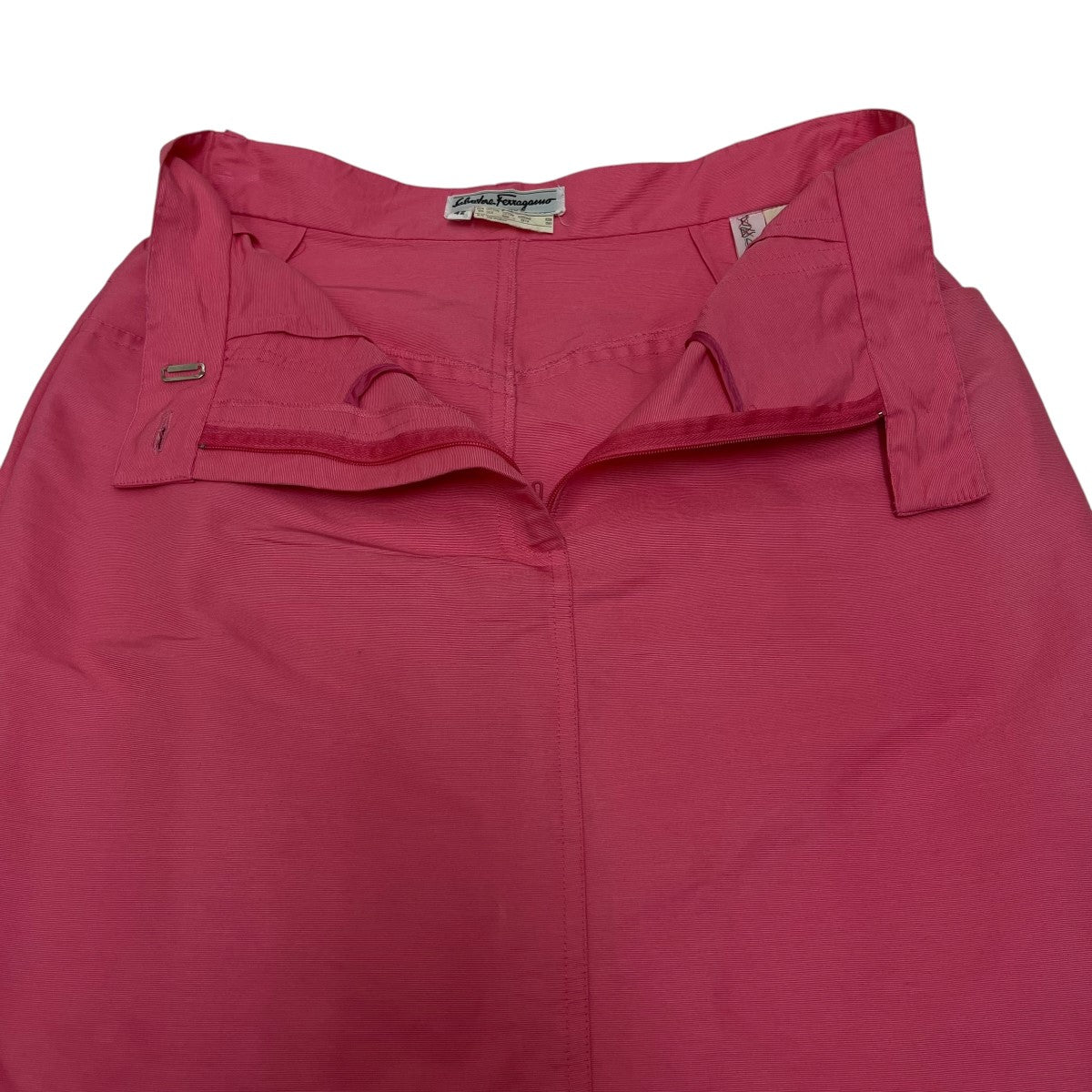 タイトスカート