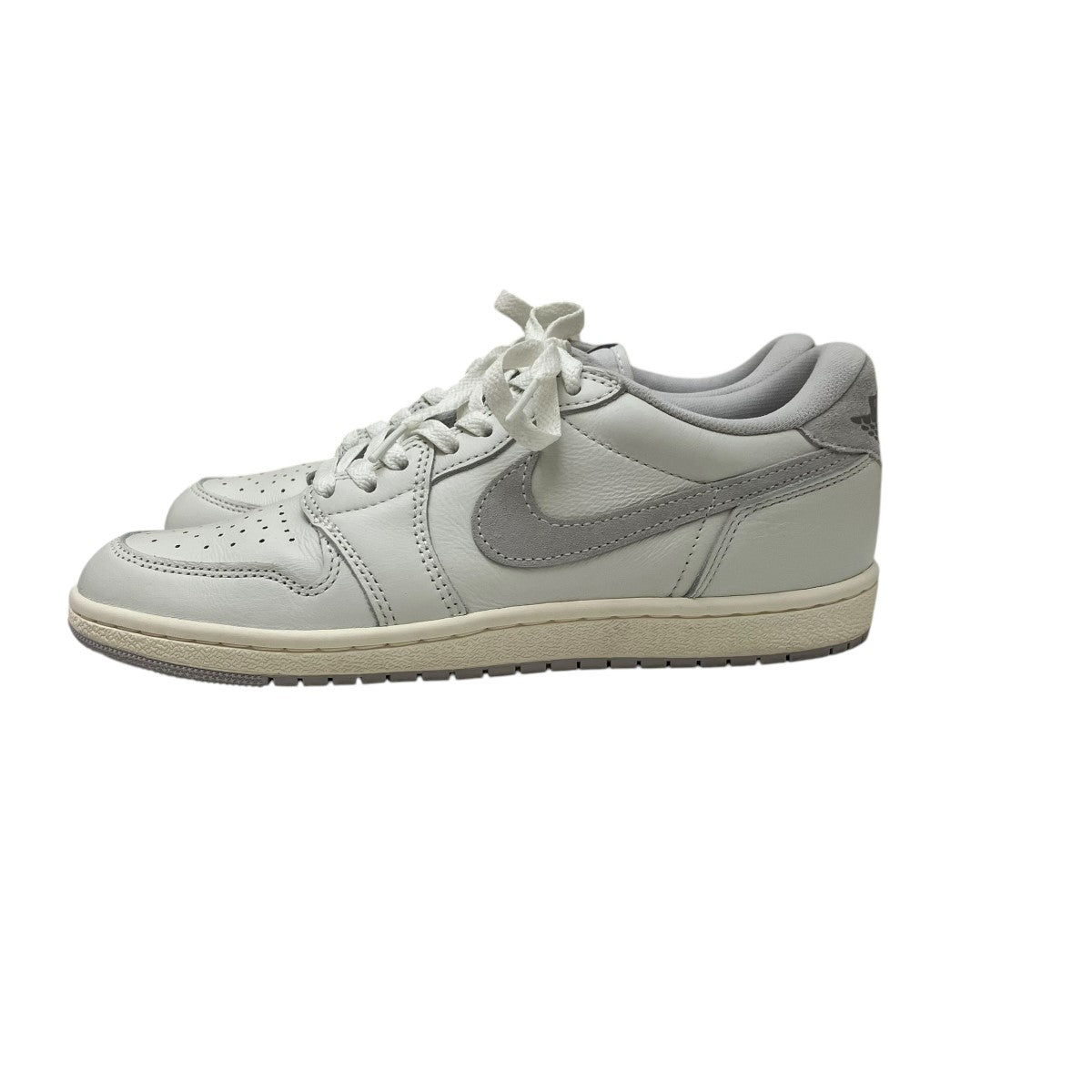 ナイキのAir Jordan 1 Low ’85 Neutral Grey ローカットスニーカー FB9933-100です。 NIKE シューズ 古着・中古アイテム