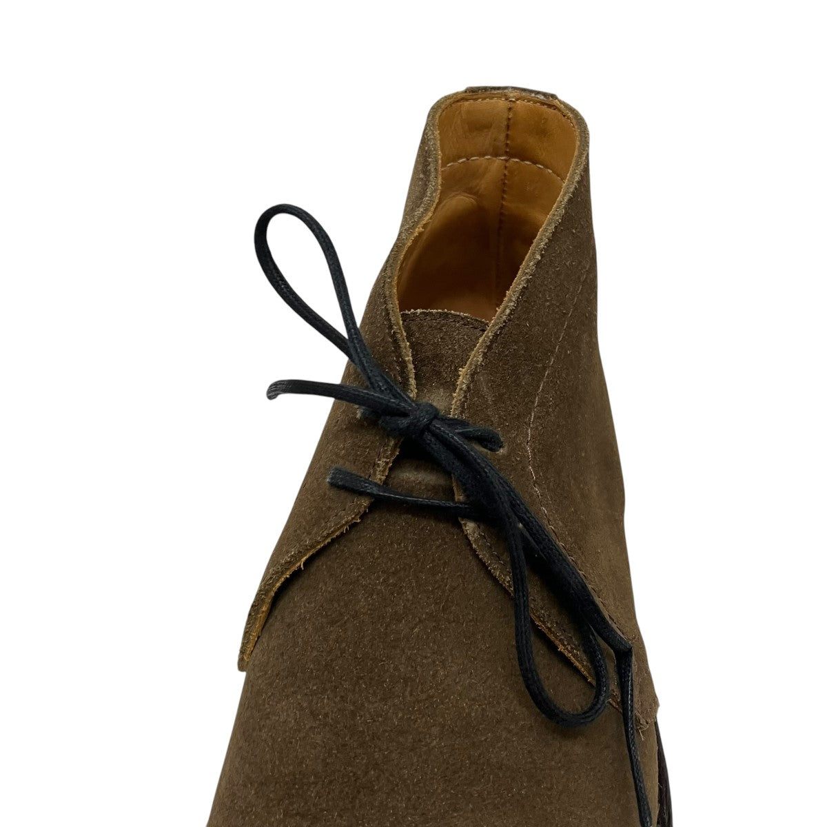 トリッカーズのチャッカーブーツ M7384です。 Tricker’s シューズ 古着・中古アイテム