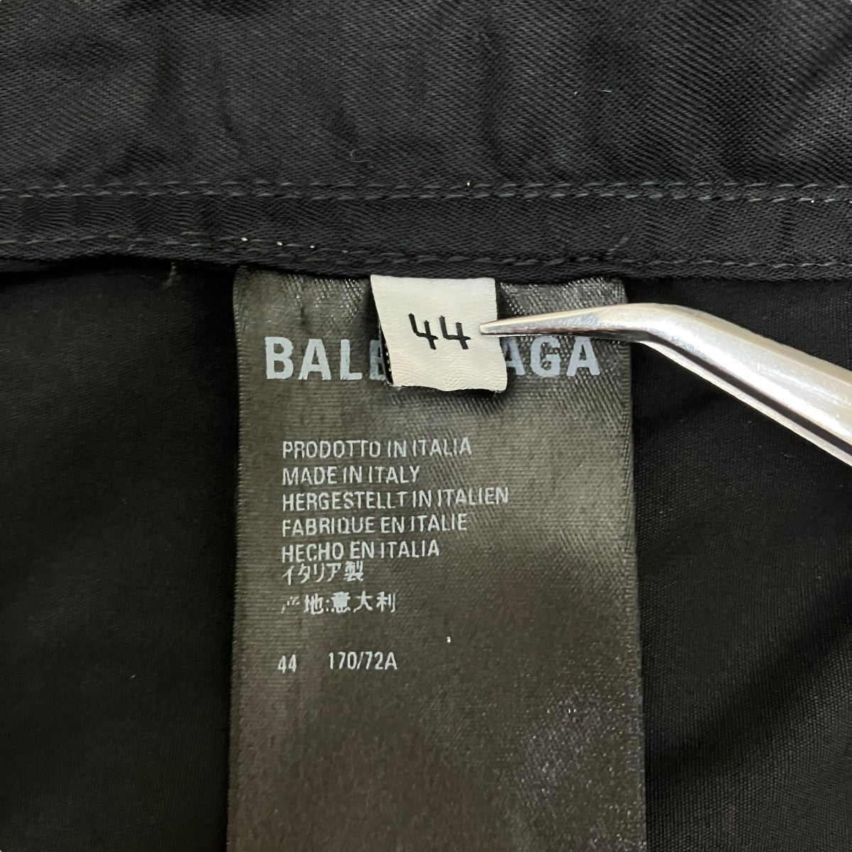 バレンシアガ　パンツ　サイズ44 BALENCIAGA(バレンシアガ) ハーフパンツ ブラック サイズ 44