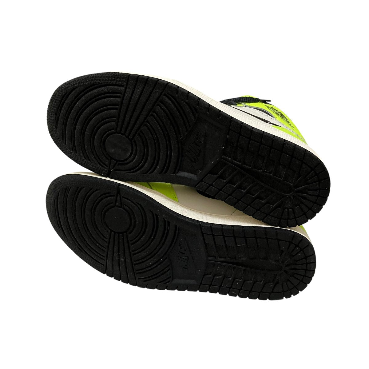 ナイキのAir Jordan 1 High OG Volt Visionaire スニーカー 555088-702です。 NIKE 古着・中古 シューズ アイテム