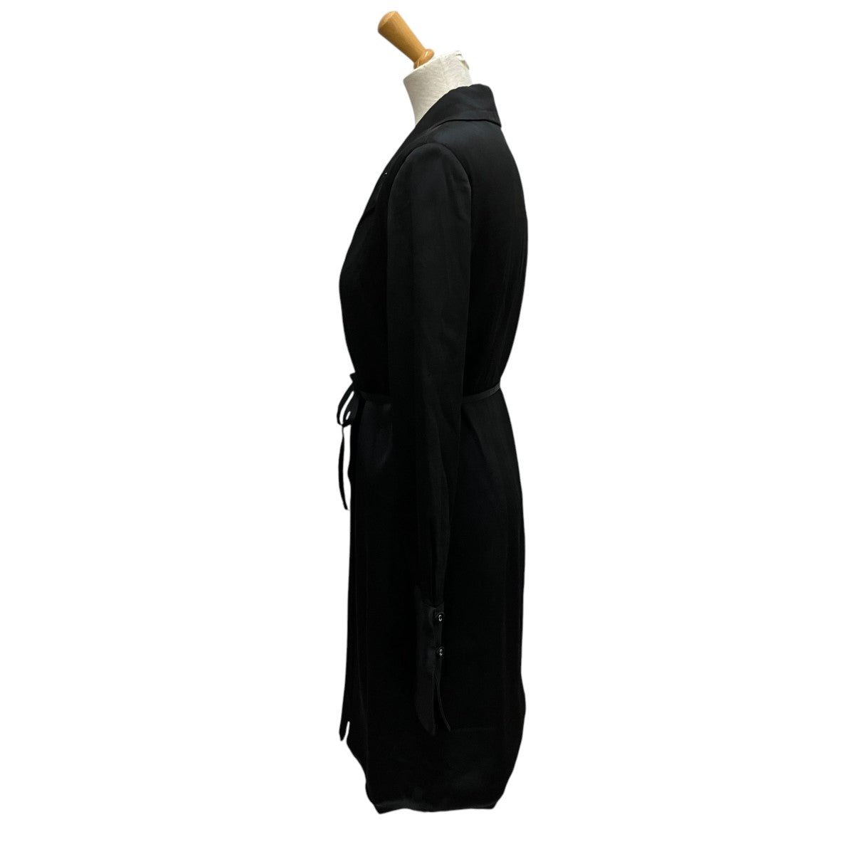 SOLOTRE 古着・中古 ソロトレのテーラードジャケットです。