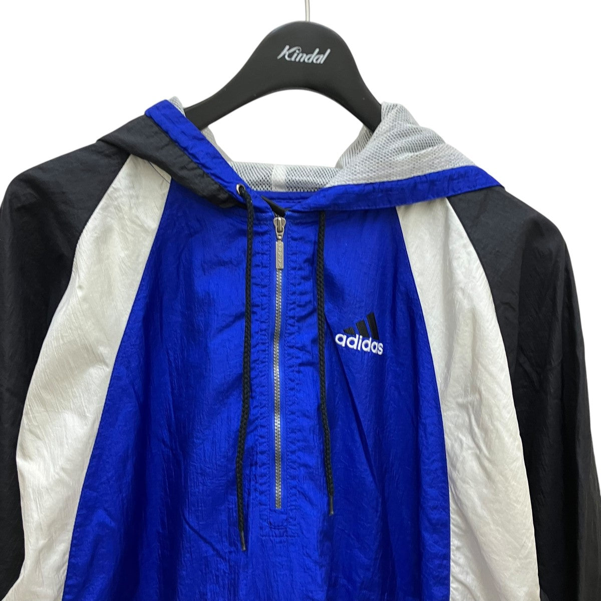 adidas 古着・中古 アディダスの90’ｓ Vintage アノラックパーカーです。