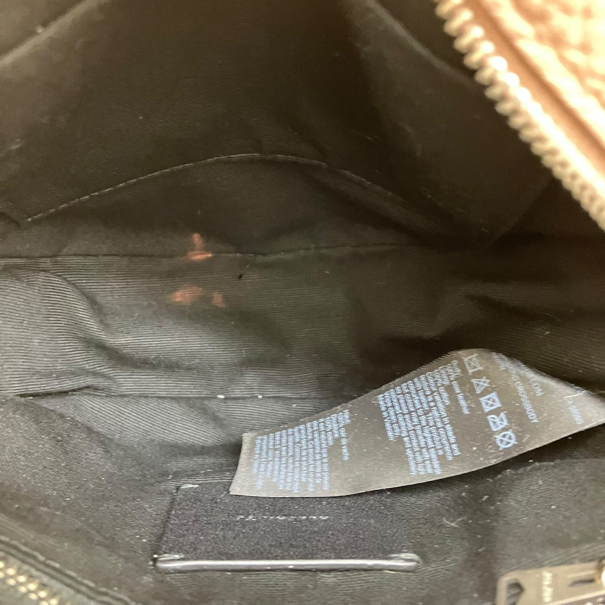 ALL SAINTS 古着・中古 オールセインツのショルダーバッグです。