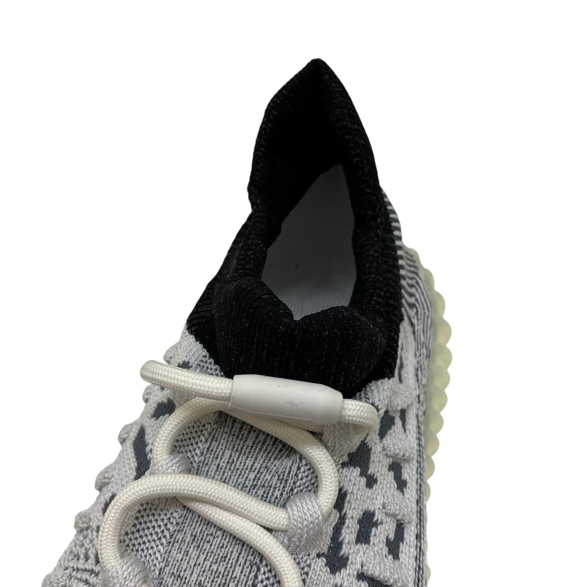 adidas(アディダス) YEEZY Boost 350V2 CMPCT Slate Whiteスニーカー 
