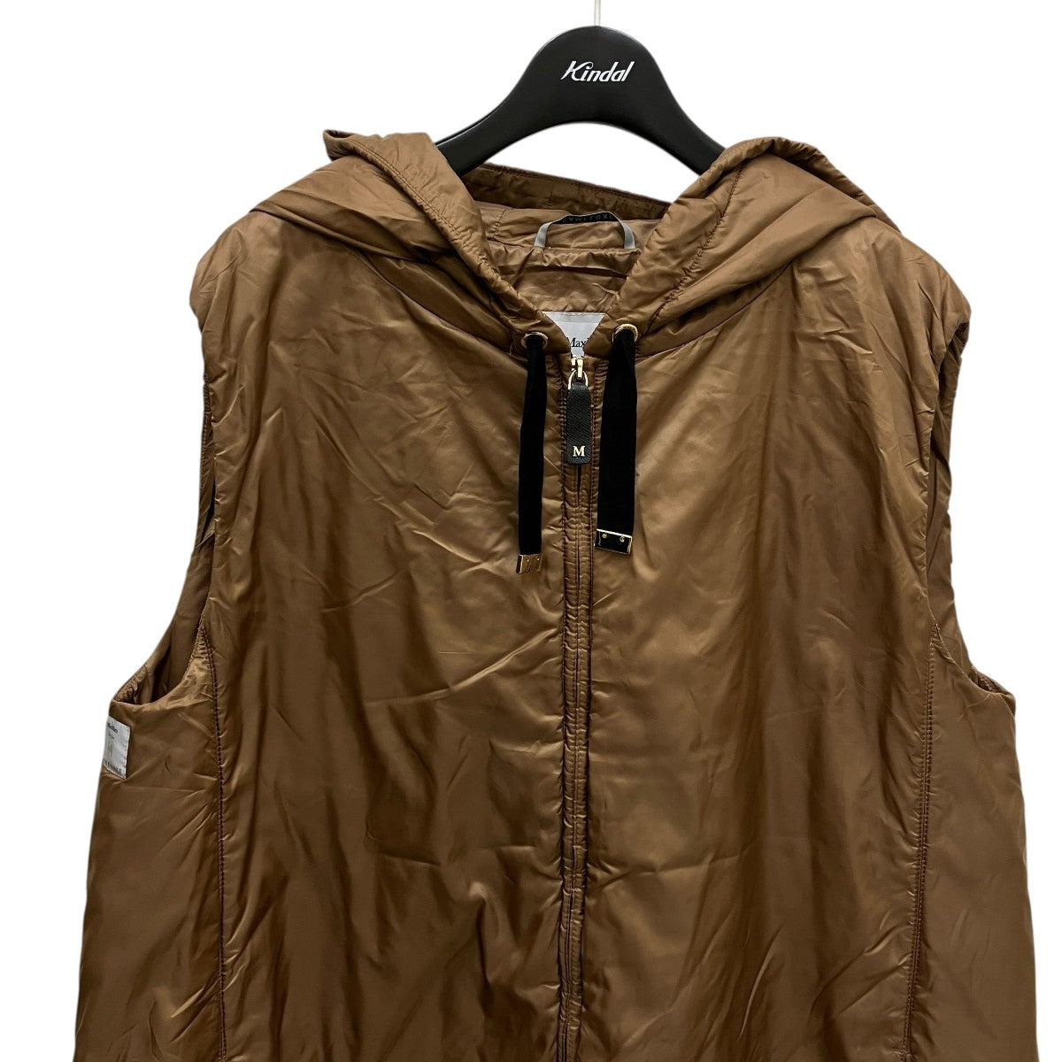 MaxMara The Cube CAMELUXE中綿ベスト フード付きXL MaxMara The Cube CAMELUXE中綿ベスト フード付きXL MAX MARA The Cube