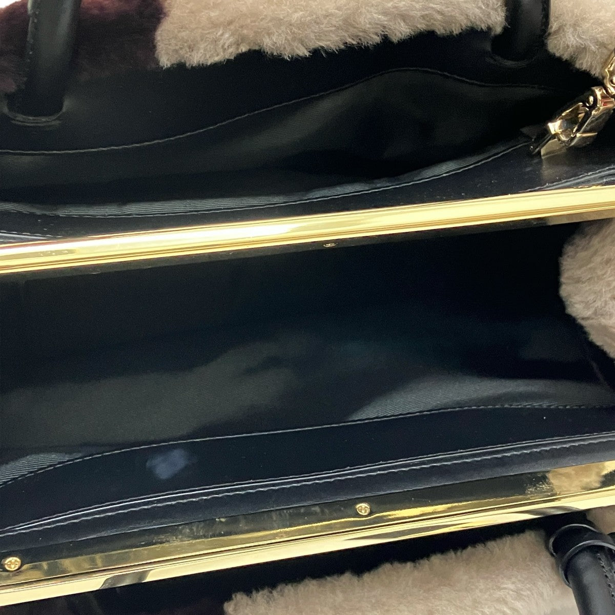 2WAYファーショルダーバッグ