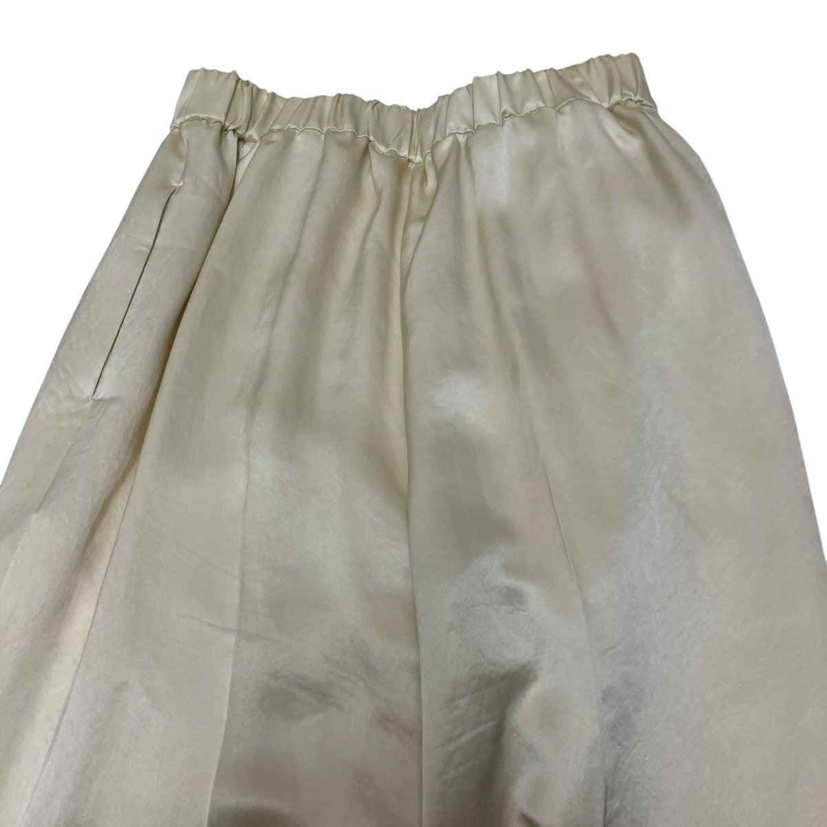 yori サテンワイドパンツYR22-24044SP 古着・中古-4枚目のアイテム画像