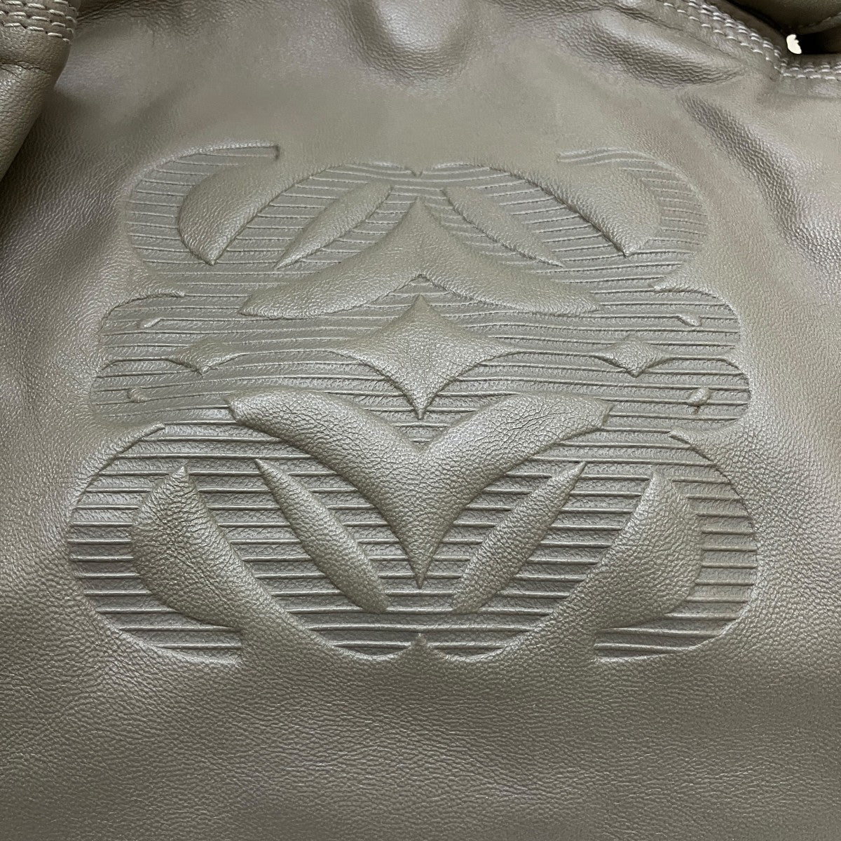 LOEWE(ロエベ) ナッパアイレハンドバッグ010811 010811 グレー