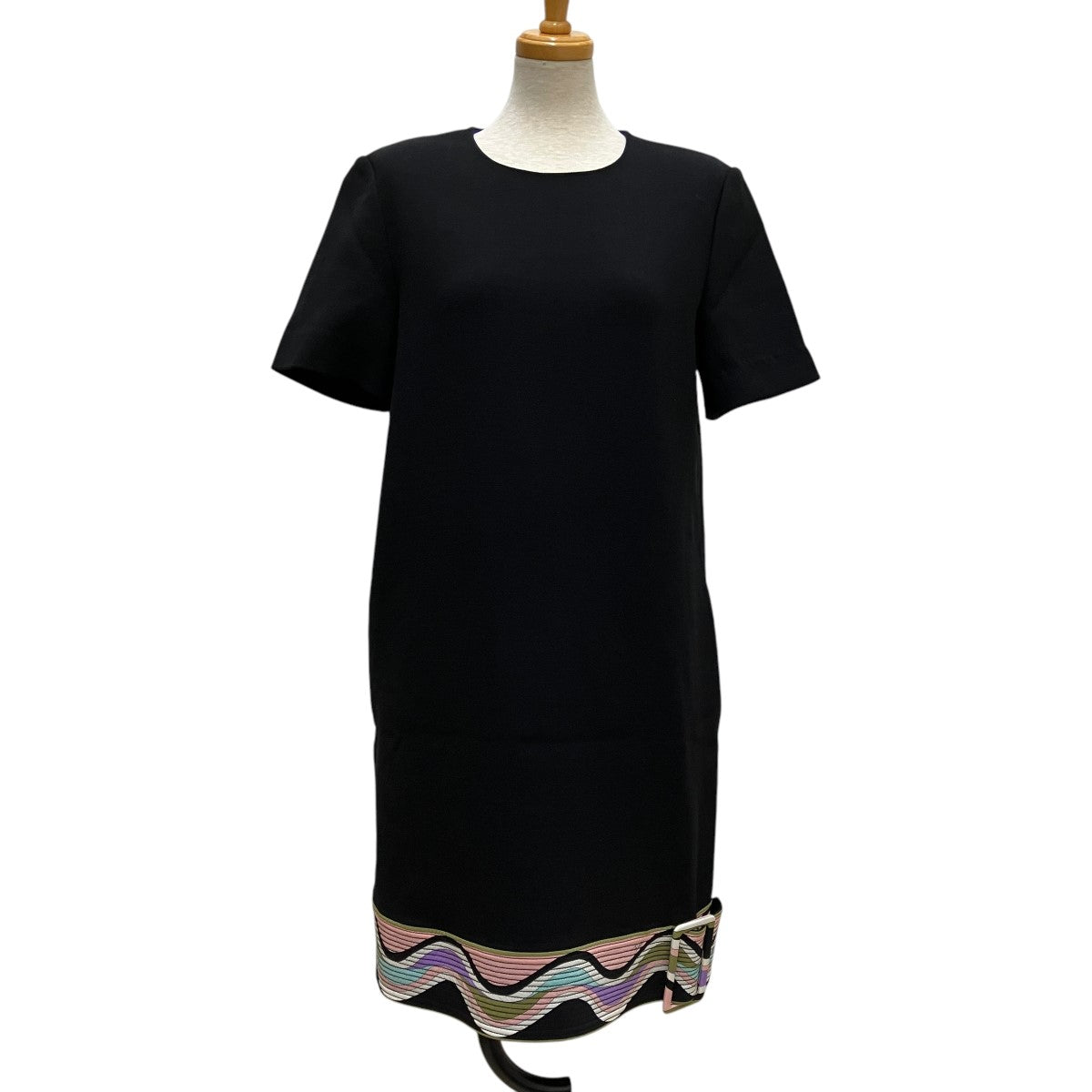 EMILIO PUCCI(エミリオプッチ)中古・古着オンライン通販 EMILIO PUCCI(エミリオプッチ)中古・古着オンライン通販