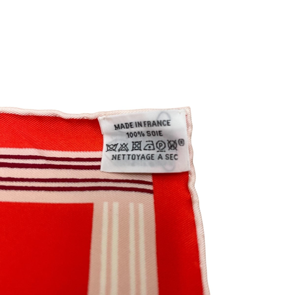 HERMES GARDE ROBE POP DETAILカレ45 レッド｜【公式】カインドオル