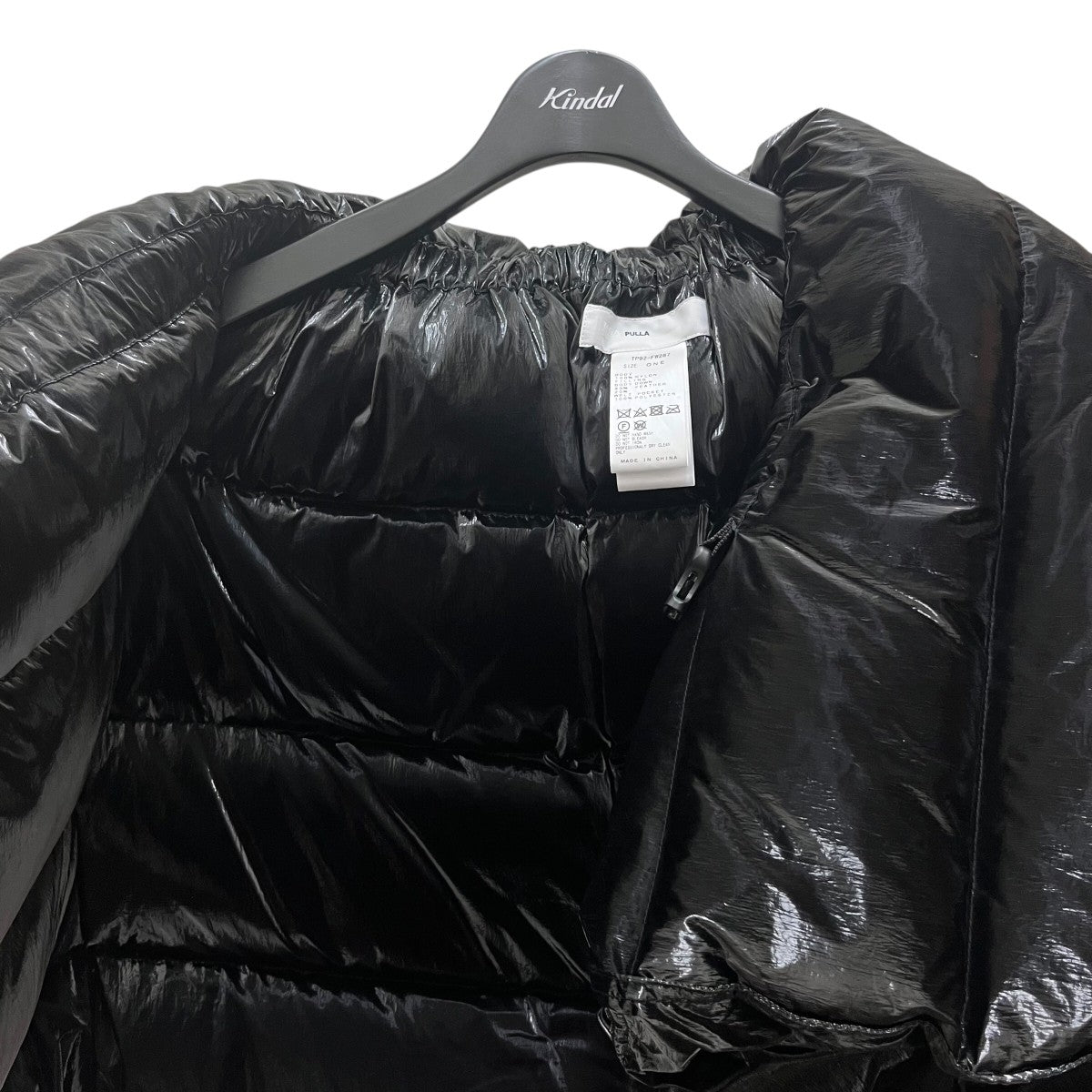 TOGA PULLA(トーガプルラ) ダウンケープTP92-FW287 TP92-FW287