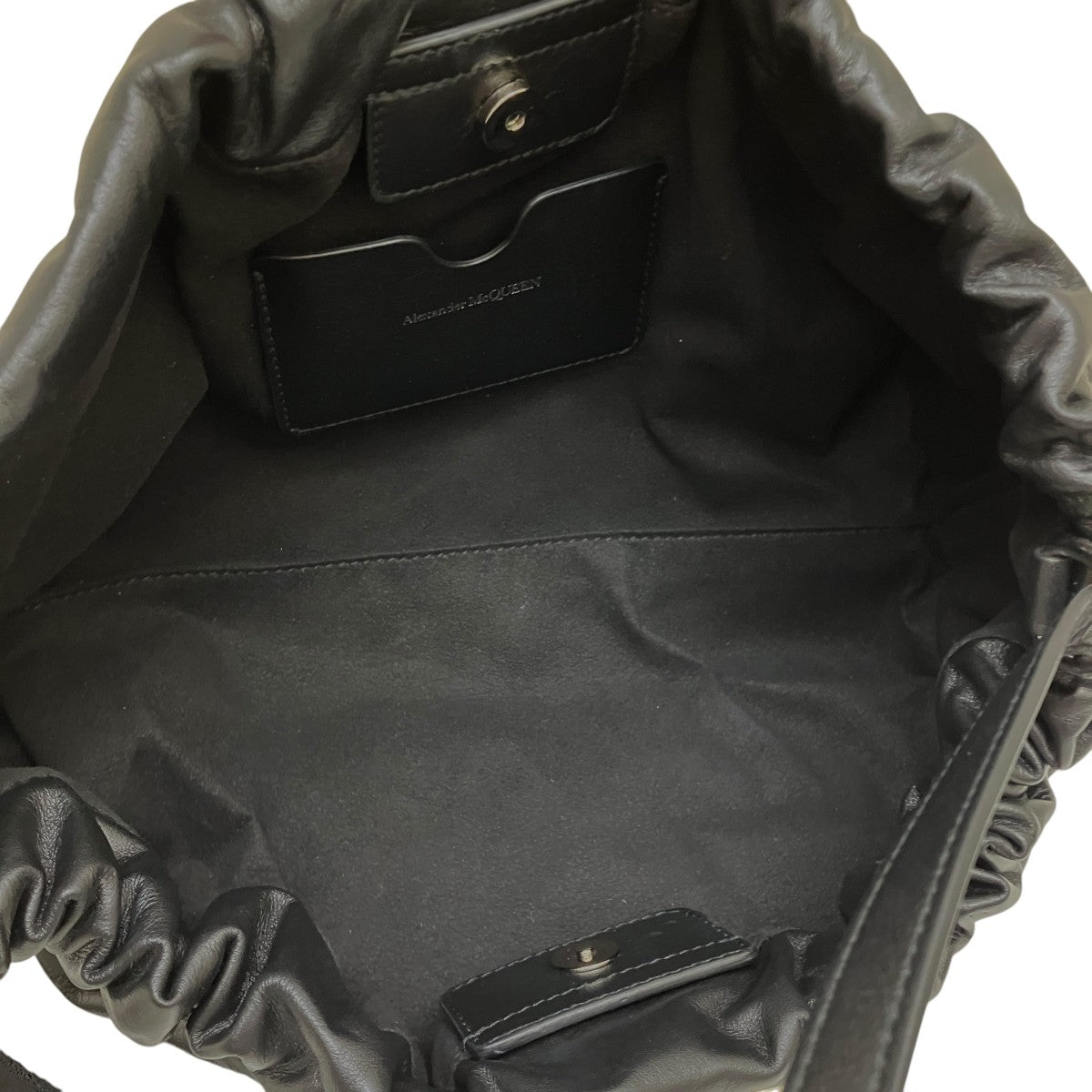 ALEXANDER McQUEEN(アレキサンダーマックイーン) 