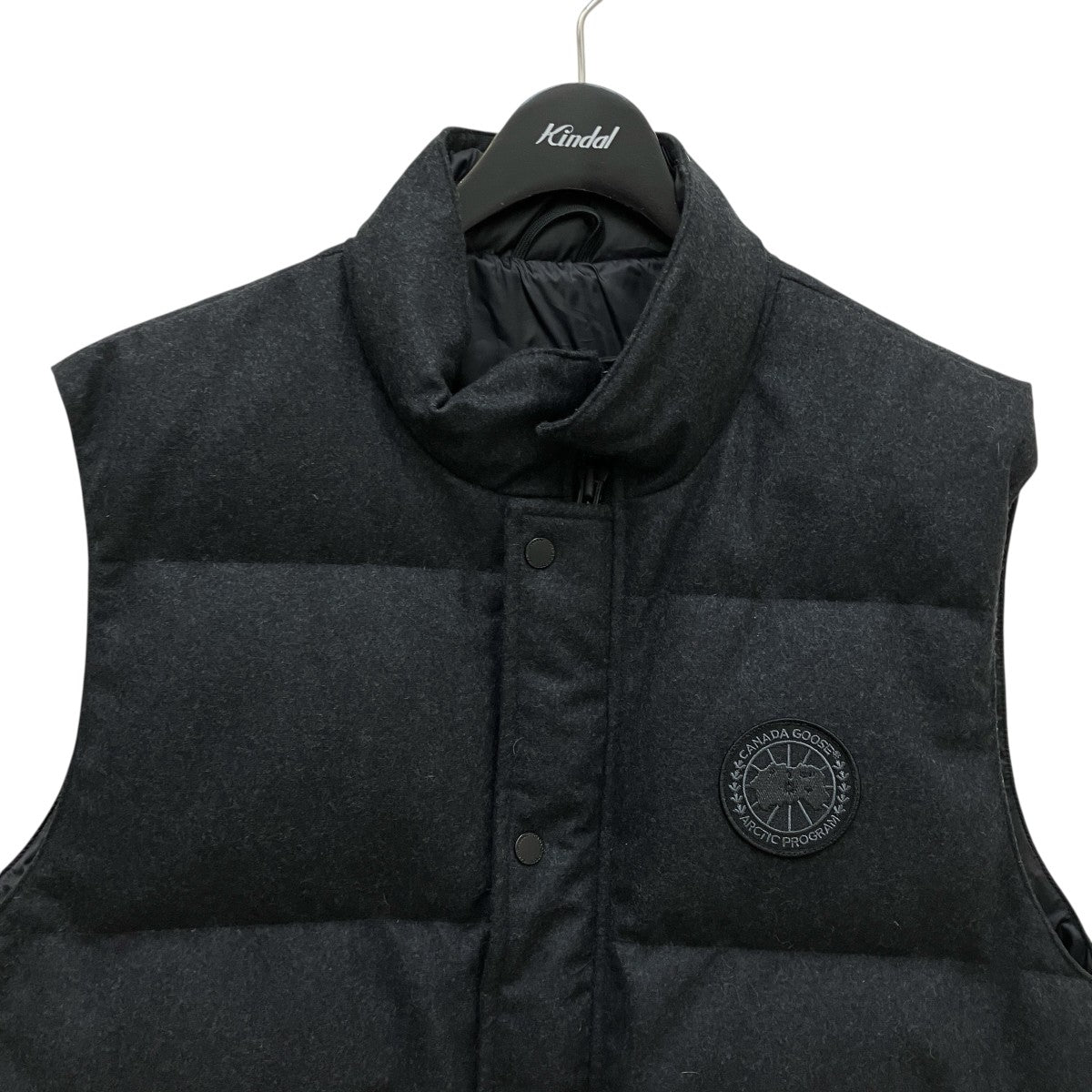 CANADA GOOSE(カナダグース) ダウンベスト12T-02103015 12T-02103015