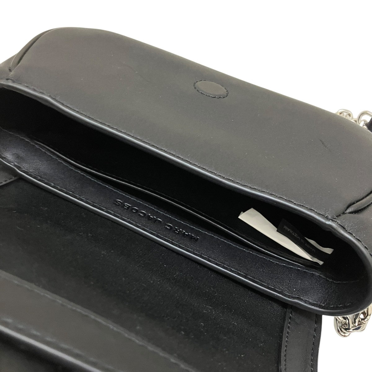 ザ レザー カバード J マーク クローバー　ミディアム黒 MARC JACOBS(マーク ジェイコブス)｜【公式】THE LEATHER COVERD